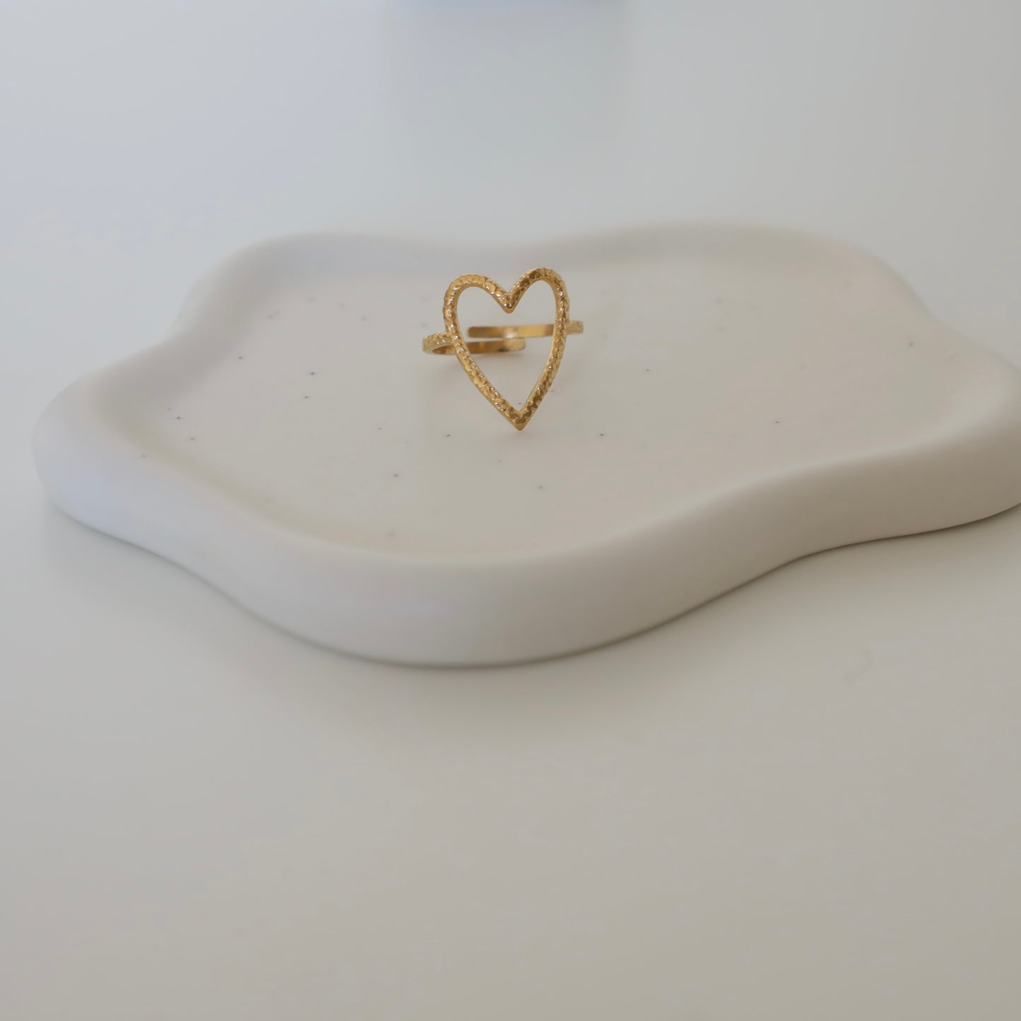 Adjustable Heart Hoop Cordy Ring