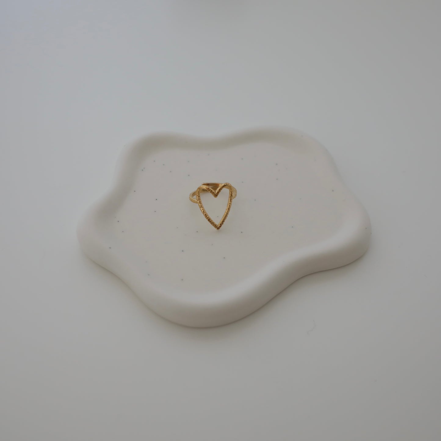 Adjustable Heart Hoop Cordy Ring