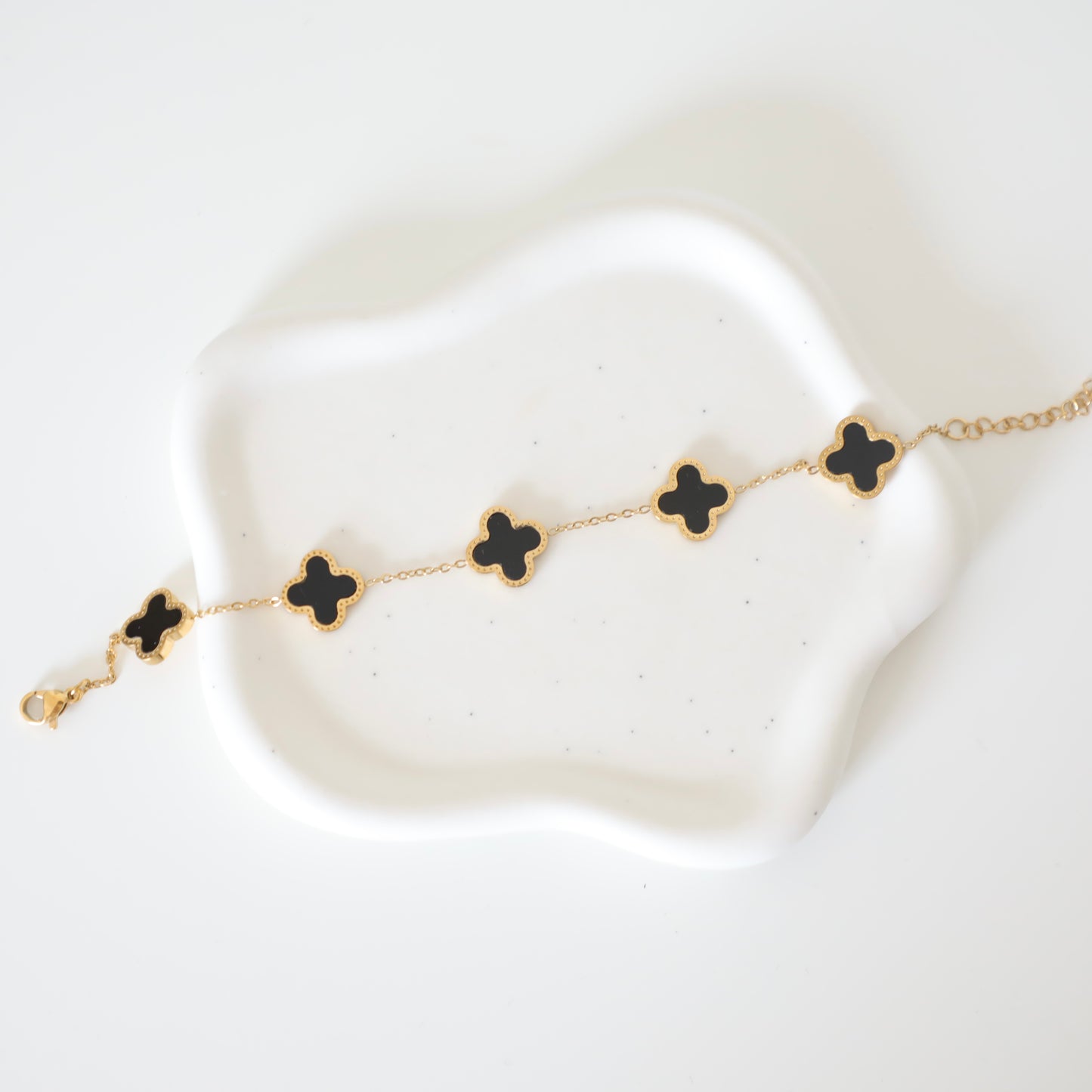 Classic Clover Pendant Iris Bracelet