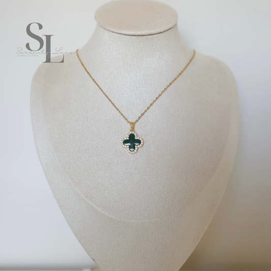 Encrusted Clover Pendant Two-Side Sadiya Necklace