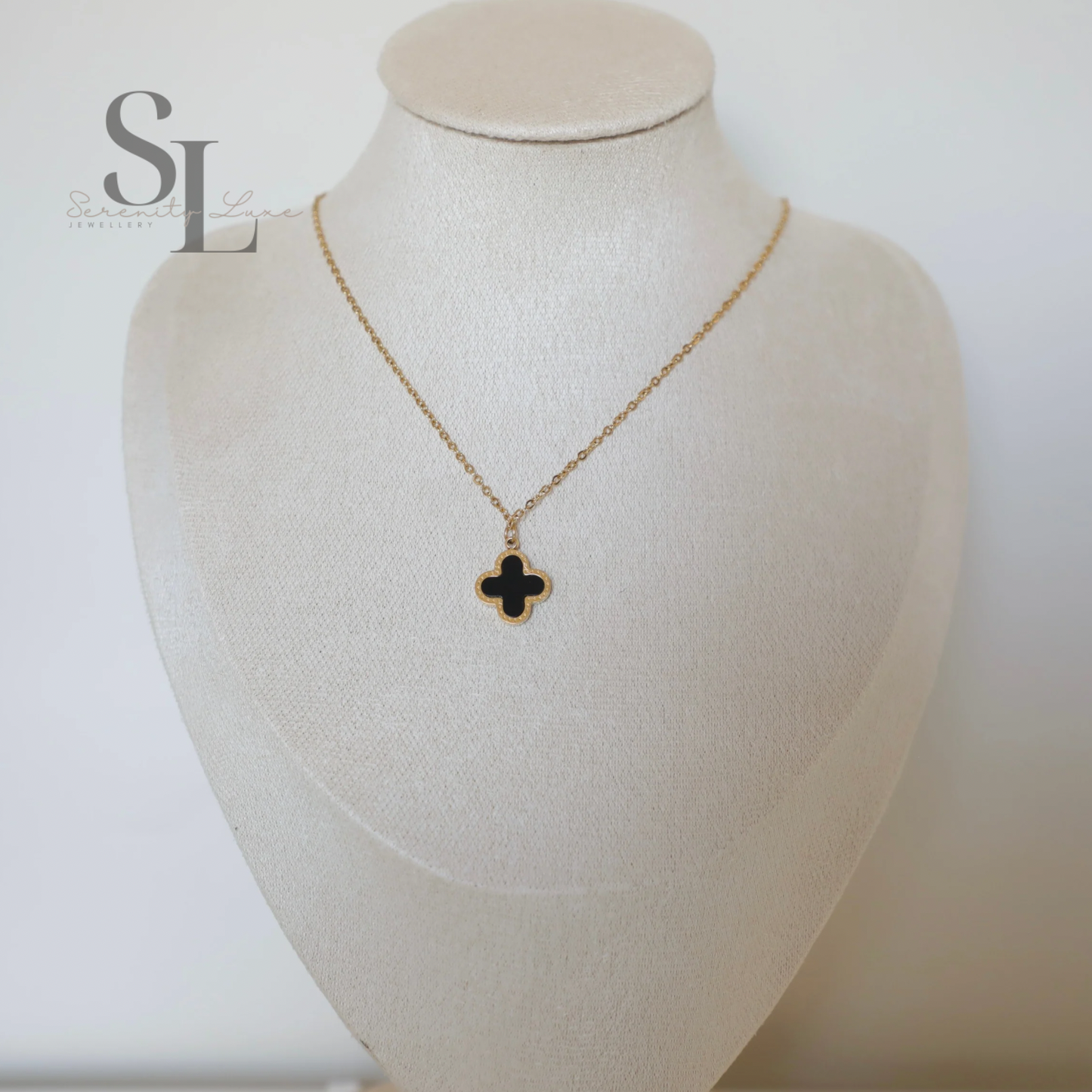 Classic Clover Pendant Two-Side Iris Necklace